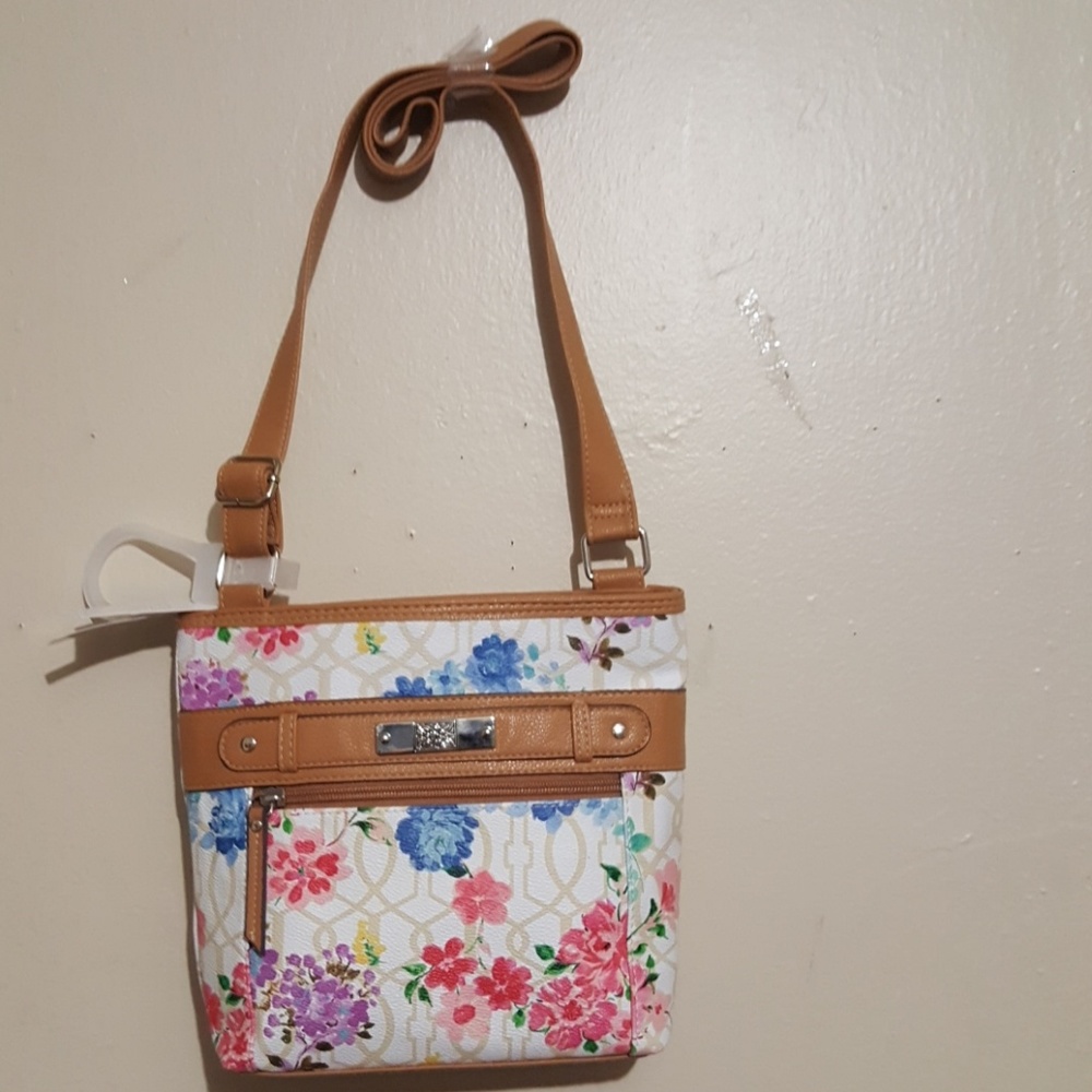 Shoulder purse